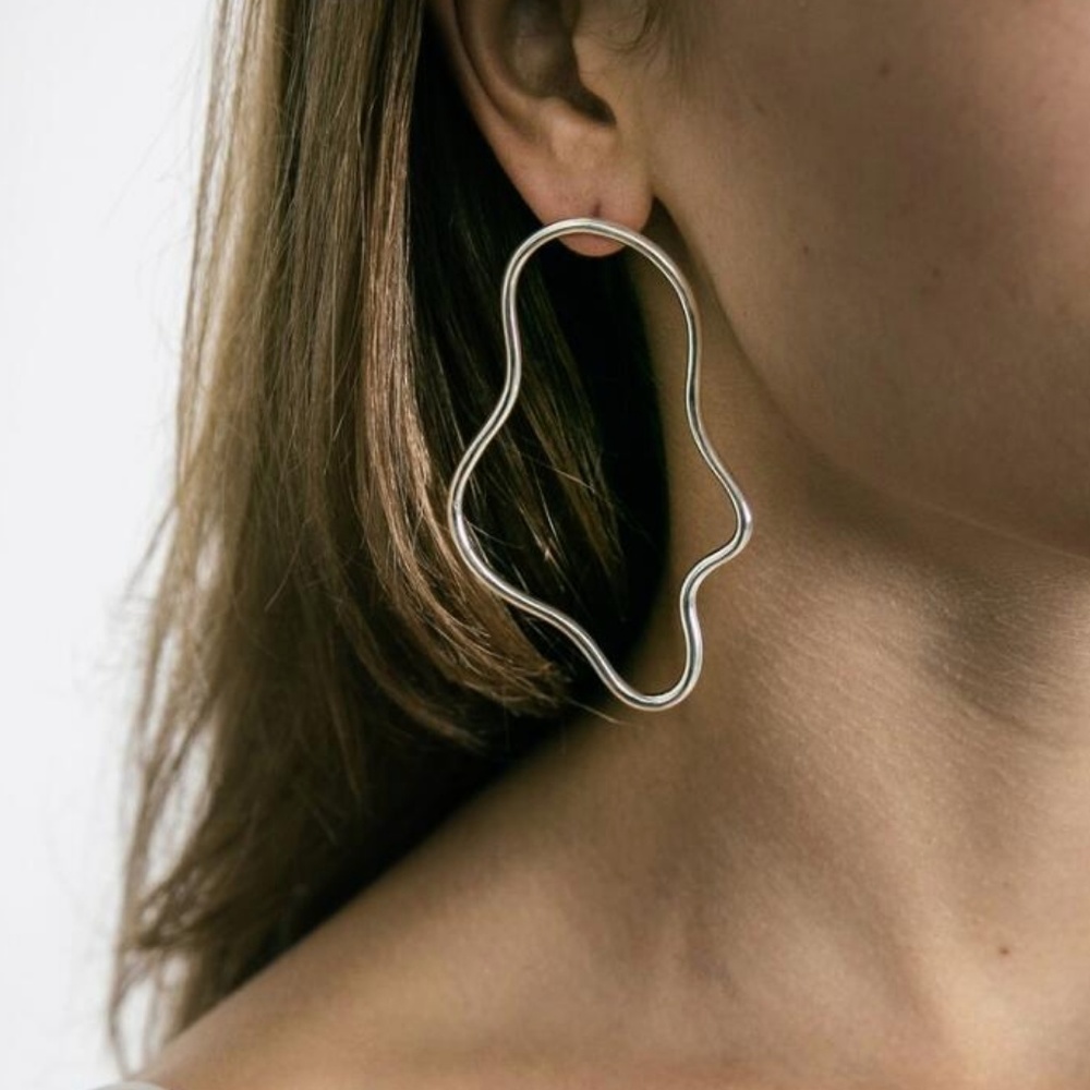 Unique Design//Minimalist Abstract Art Earrings - Picture 5 of 6